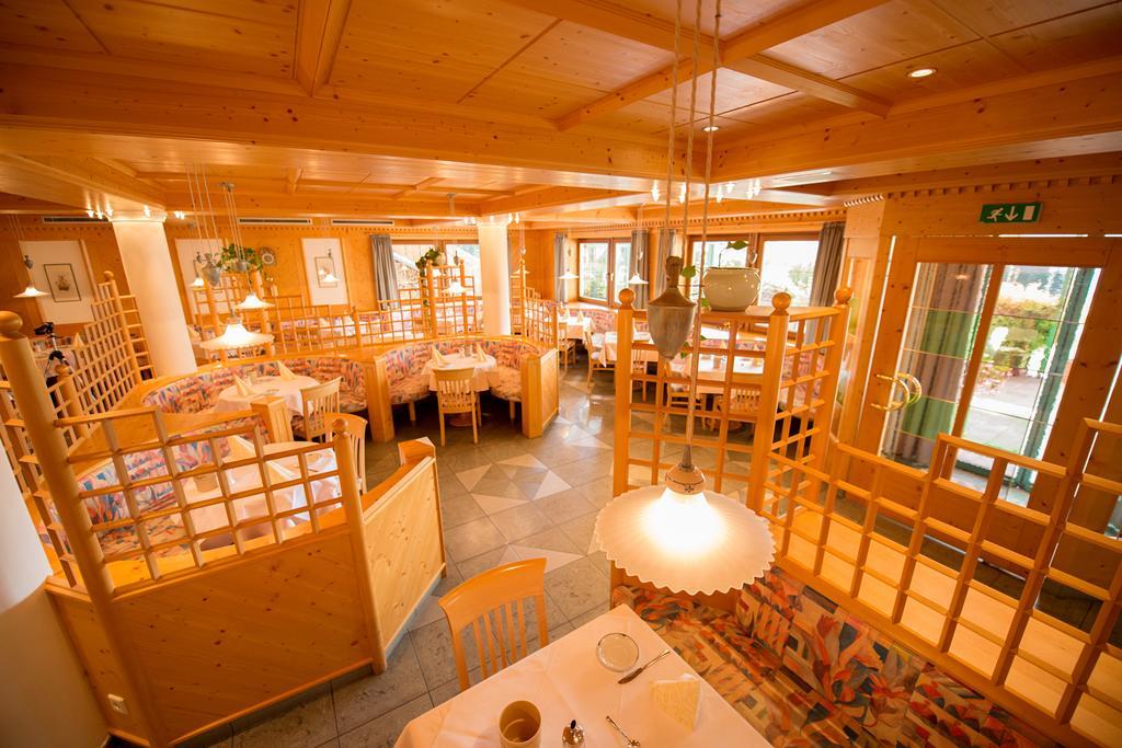 Hotel Garni Doris Castelrotto Bagian luar foto