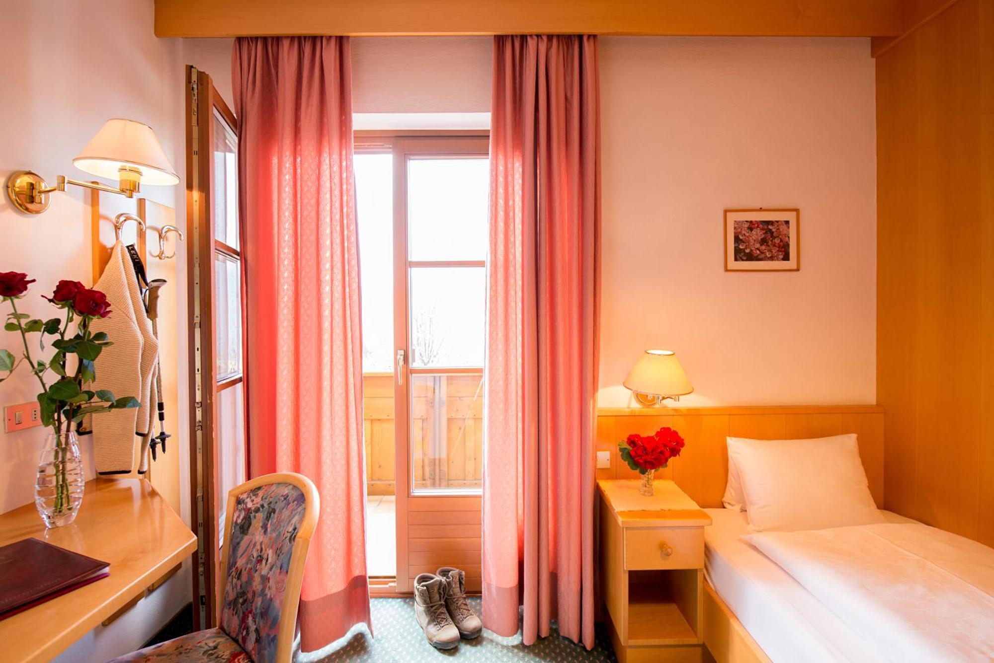 Hotel Garni Doris Castelrotto Ruang foto