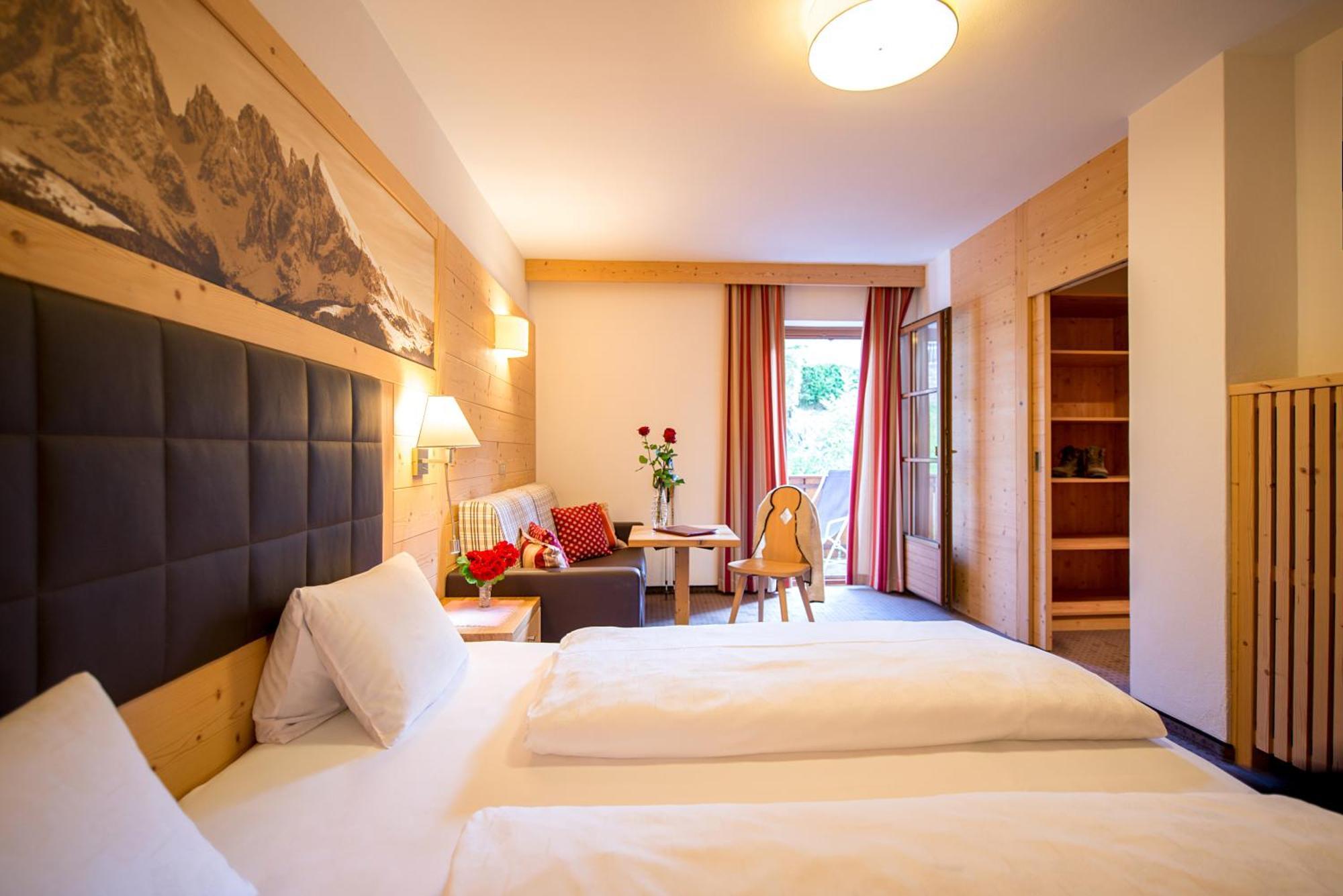 Hotel Garni Doris Castelrotto Ruang foto