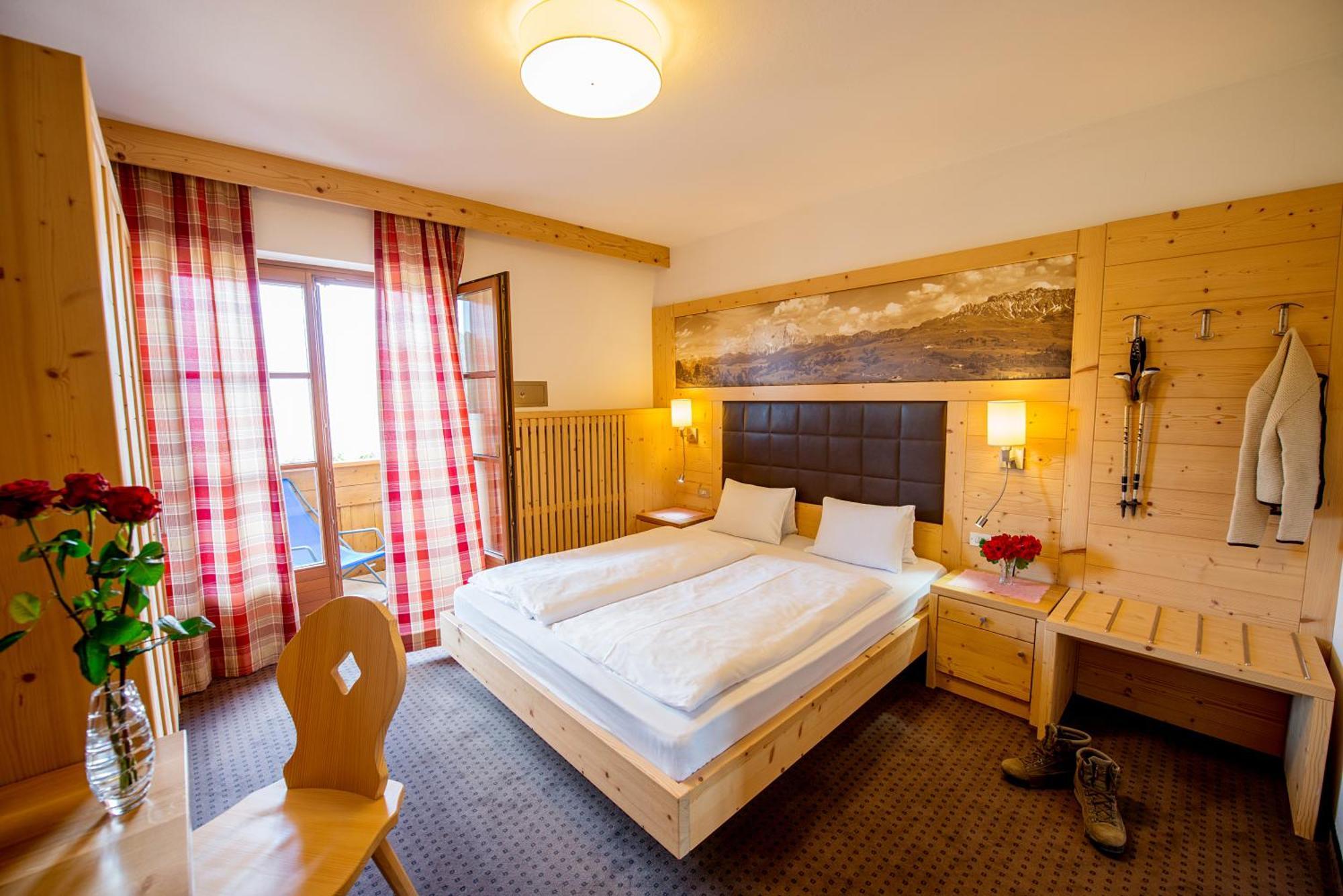 Hotel Garni Doris Castelrotto Ruang foto