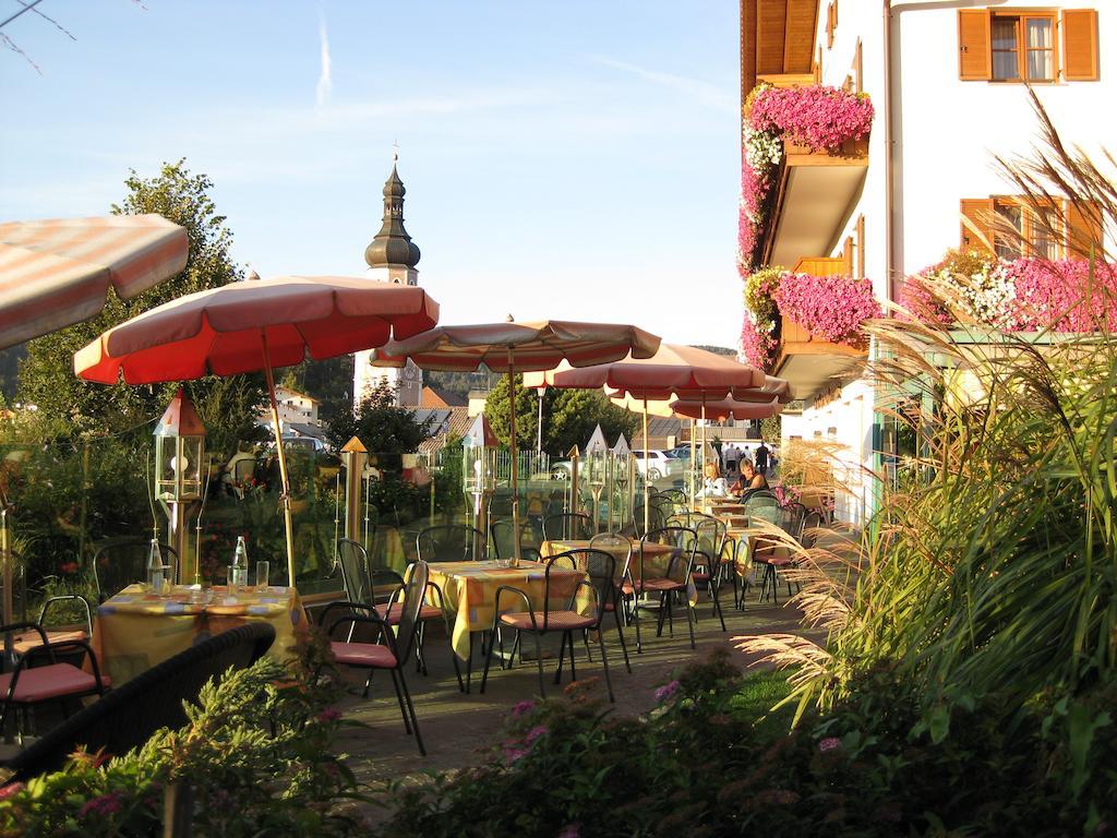 Hotel Garni Doris Castelrotto Bagian luar foto